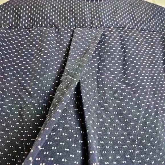 Jachs Girlfriend Tencel Blouse Women's Medium Navy With White Polkadot - Picture 3 of 7